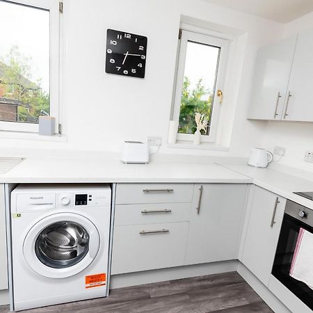Greenbourne - 4 Bedrooms Sleeps 8 Free Parking Gateshead Exteriör bild