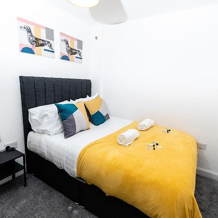Greenbourne - 4 Bedrooms Sleeps 8 Free Parking Gateshead Exteriör bild