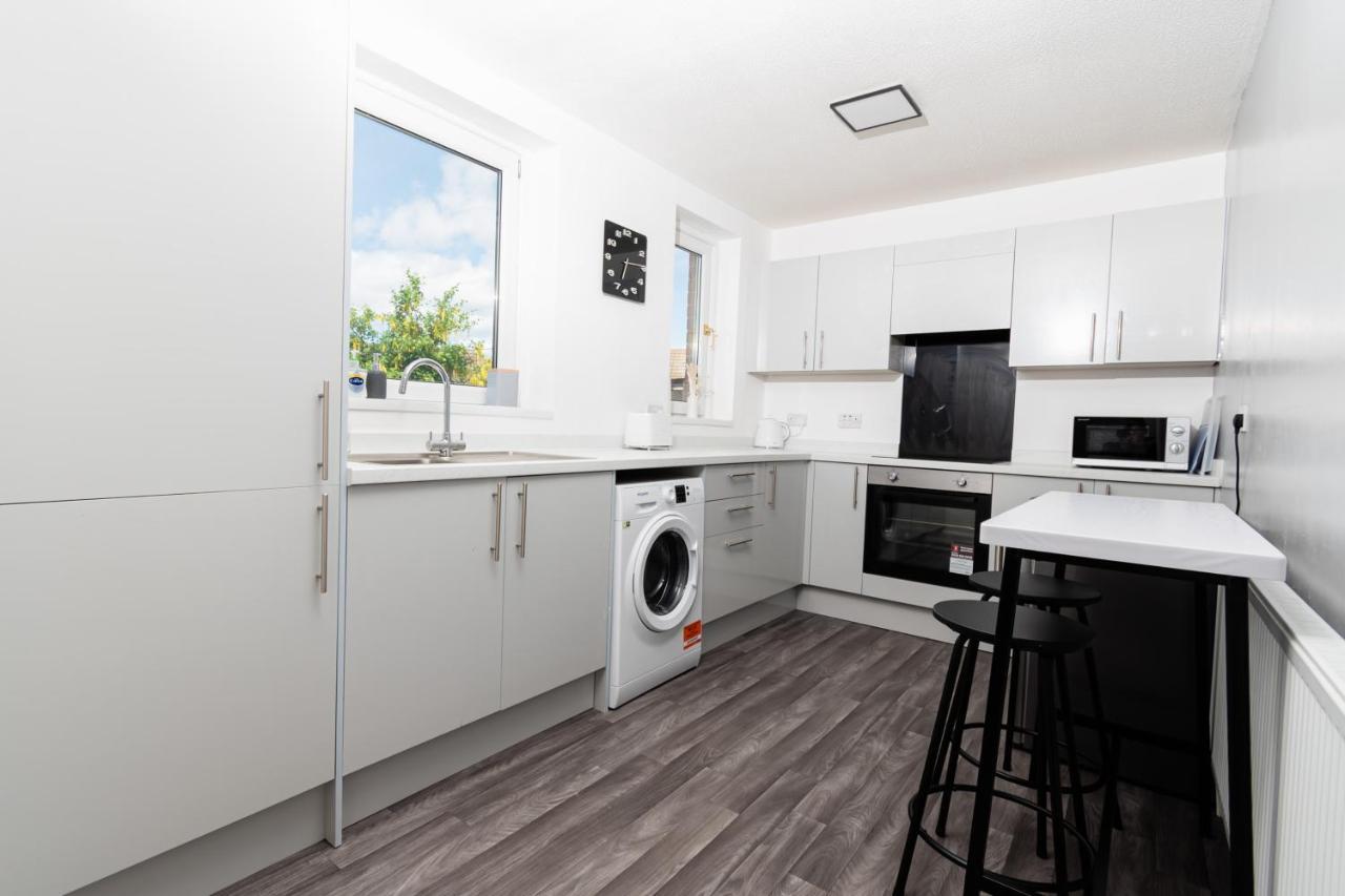 Greenbourne - 4 Bedrooms Sleeps 8 Free Parking Gateshead Exteriör bild