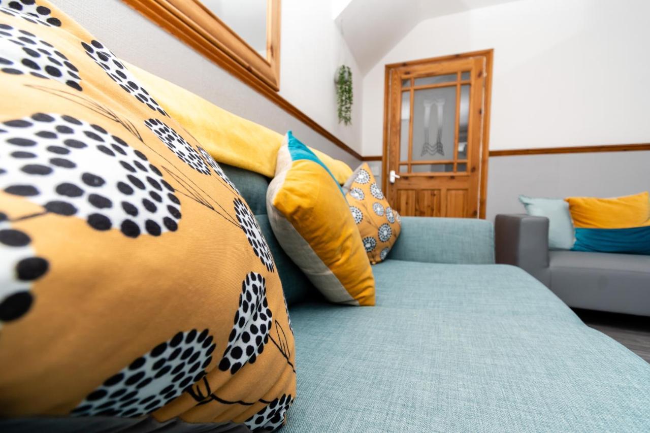 Greenbourne - 4 Bedrooms Sleeps 8 Free Parking Gateshead Exteriör bild