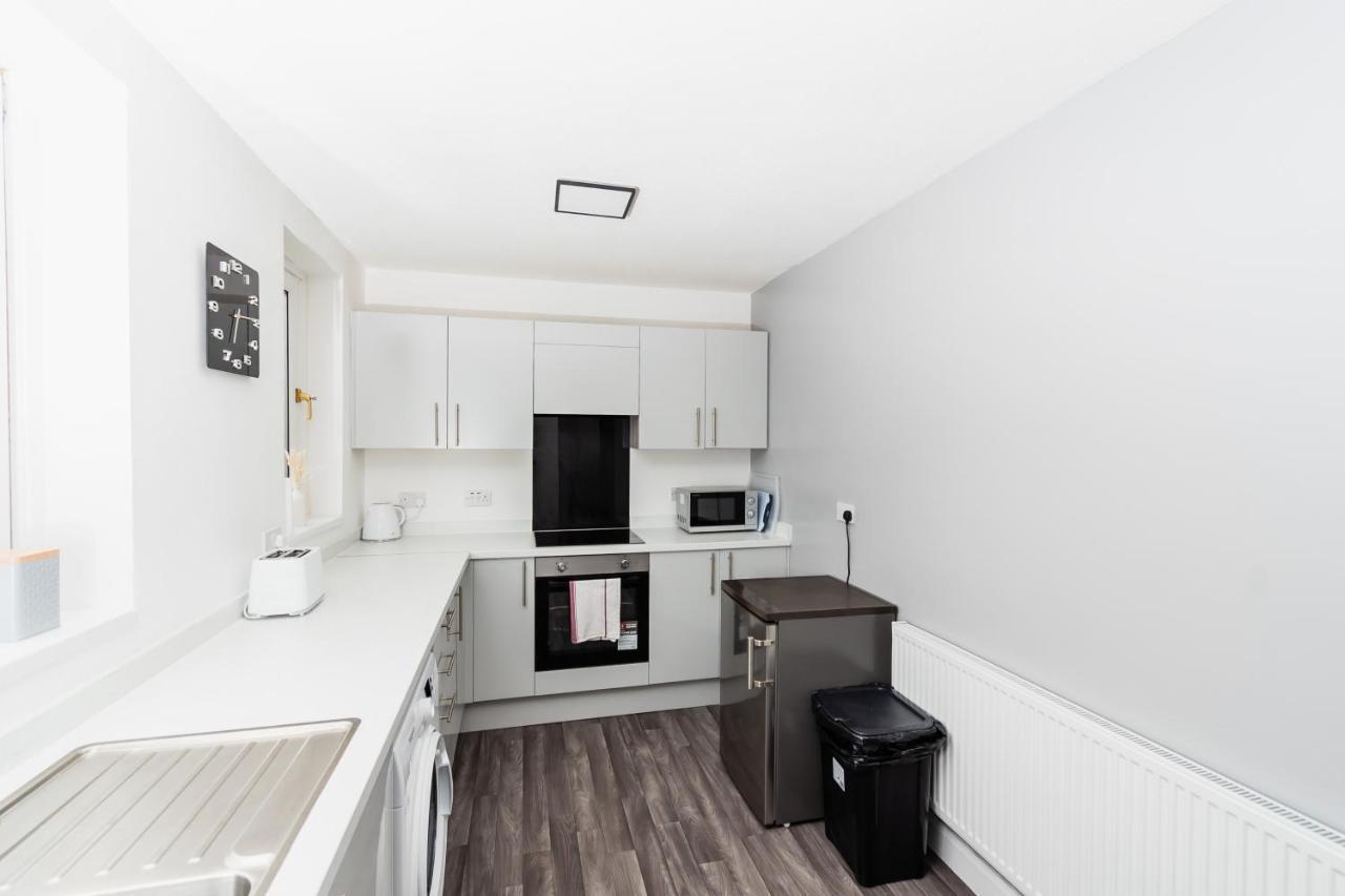 Greenbourne - 4 Bedrooms Sleeps 8 Free Parking Gateshead Exteriör bild