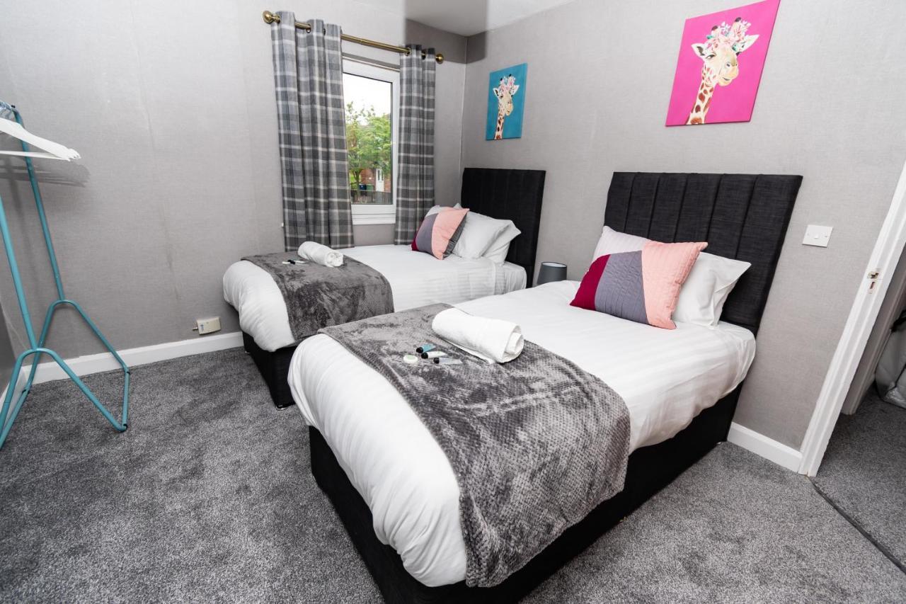 Greenbourne - 4 Bedrooms Sleeps 8 Free Parking Gateshead Exteriör bild